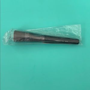 Brand new Bareminerals makeup brush